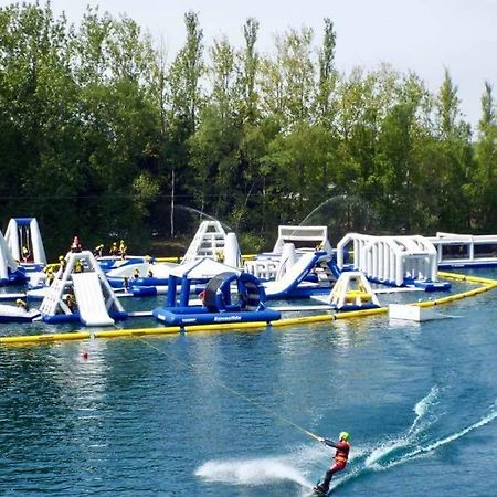 3 Bedroom Caravan With Hot Tub Tattershall Lakes エクステリア 写真